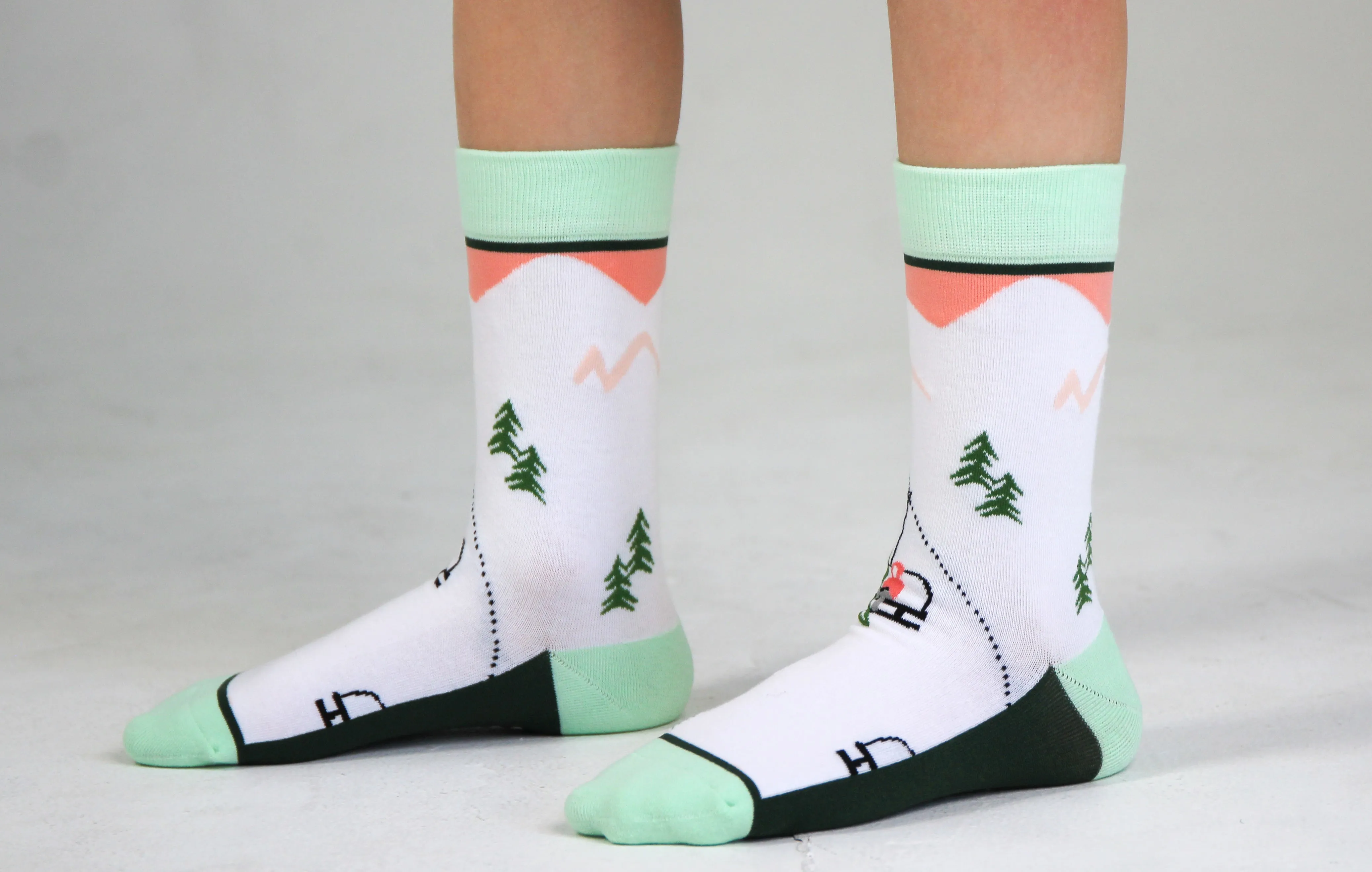 Kids' Cotton Crew Socks, Skiers