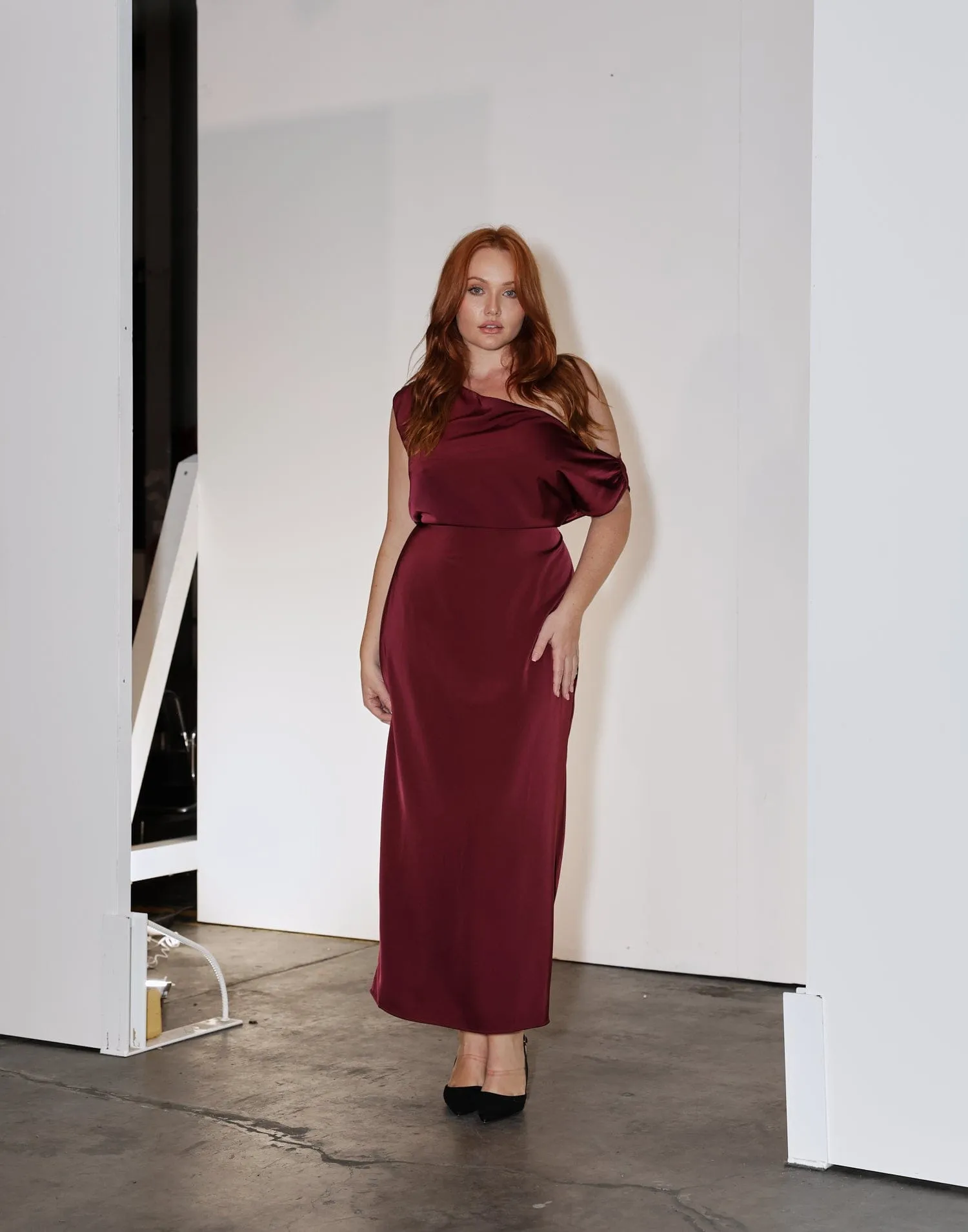 Viviana Maxi Dress (Plum)